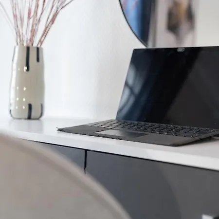 Olympe By Kleidos, 4p, Rue Calme, Centre Historique, Proche Gare Apartment *